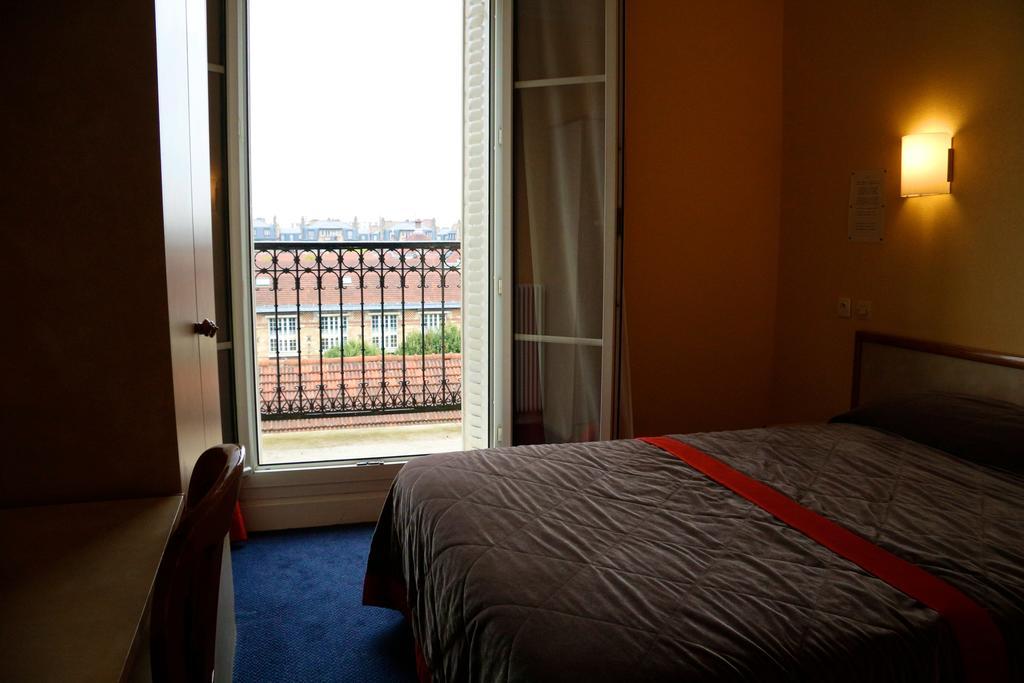 Coq Hotel Paris Ruang foto
